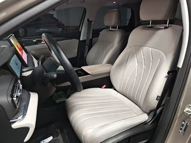 Geely Galaxy Stellar 6 — Фото автомобиля 14