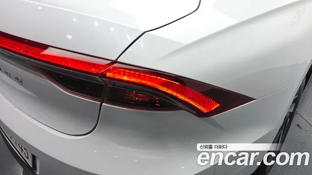 Hyundai Grandeur — Фото автомобиля 21