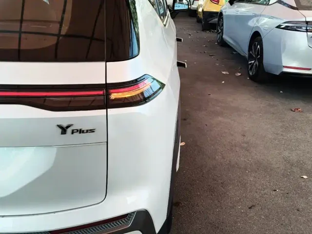 GAC Aion Y — Фото автомобиля 7