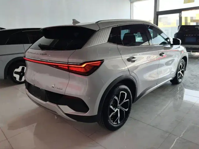 BYD Yuan PLUS — Фото автомобиля 6