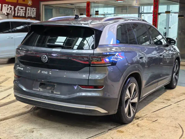 Volkswagen ID.6 X — Фото автомобиля 10