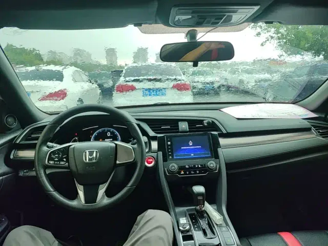 Honda Civic — Фото автомобиля 9