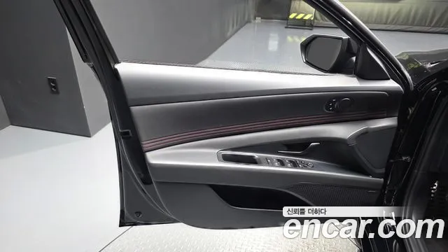 Hyundai Avante CN7 — Фото автомобиля 24