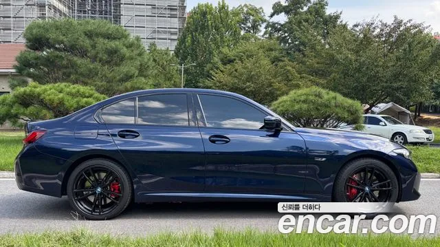 BMW 3 Series — Фото автомобиля 4
