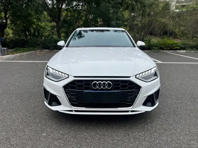 Audi A4L — Фото автомобиля 2
