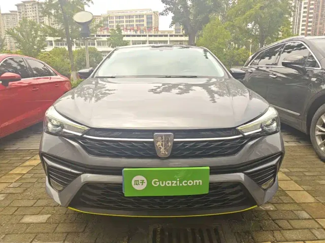 Roewe i5 — Фото автомобиля 2