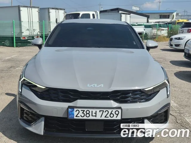 Kia K5 Generation 3 — Фото автомобиля 2