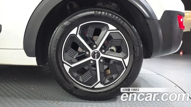 Kia Niro The All New — Фото автомобиля 6