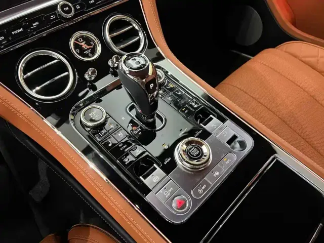 Bentley Continental — Фото автомобиля 5