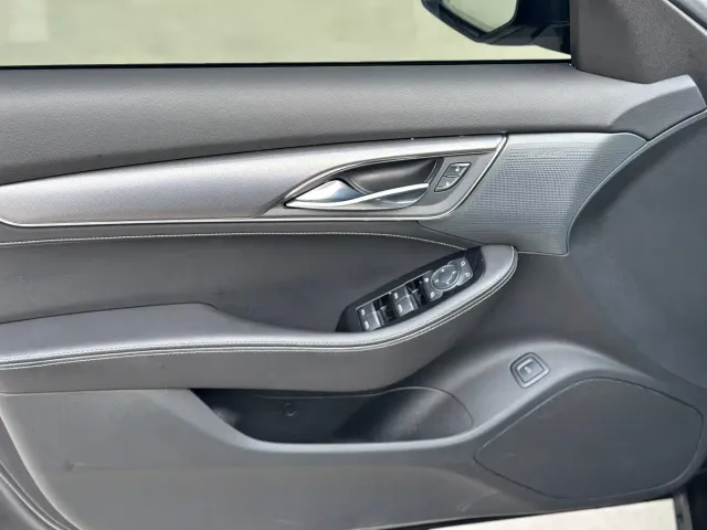 Cadillac CT5 — Фото автомобиля 5