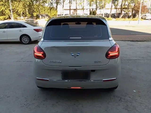 Wuling Bingo — Фото автомобиля 5
