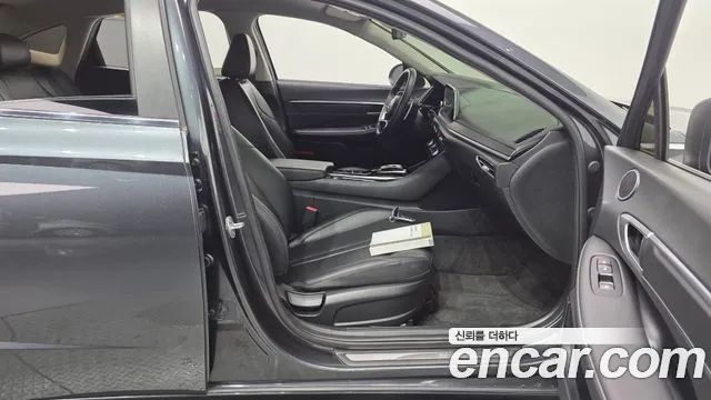 Hyundai Sonata Sonata (DN8) 2.0 LPG(Для проката) — Фото автомобиля 23