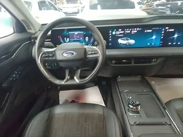 Ford Mondeo — Фото автомобиля 10