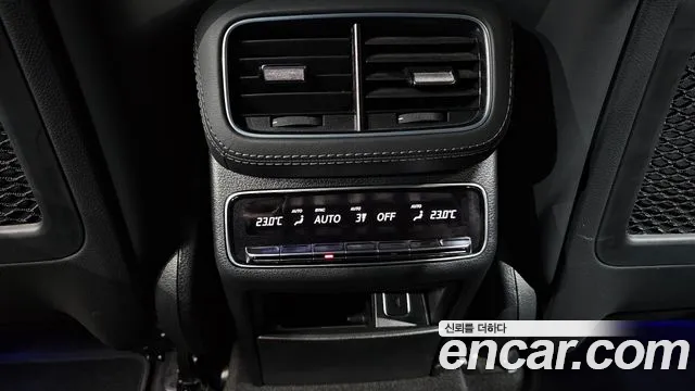 Mercedes-Benz GLE-Class — Фото автомобиля 27