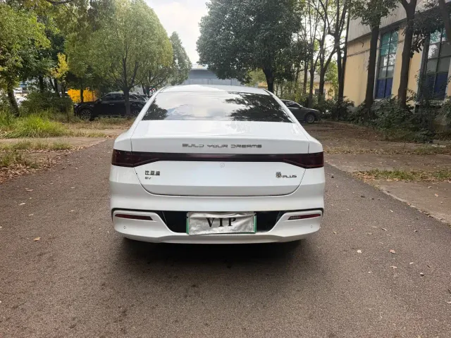 BYD Qin PLUS — Фото автомобиля 8