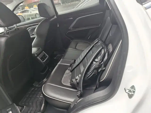 Haval H6 — Фото автомобиля 16
