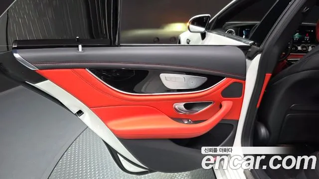 Mercedes-Benz AMG GT 4 двери 43 4MATIC+ — Фото автомобиля 22