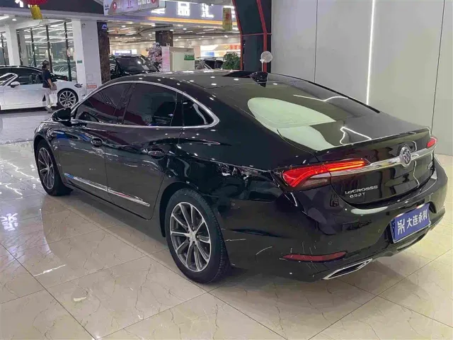 Buick LaCrosse — Фото автомобиля 13