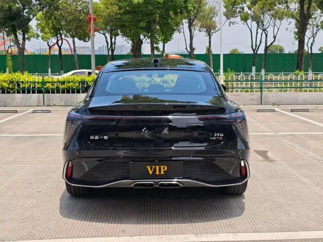 Hongqi H6 — Фото автомобиля 14