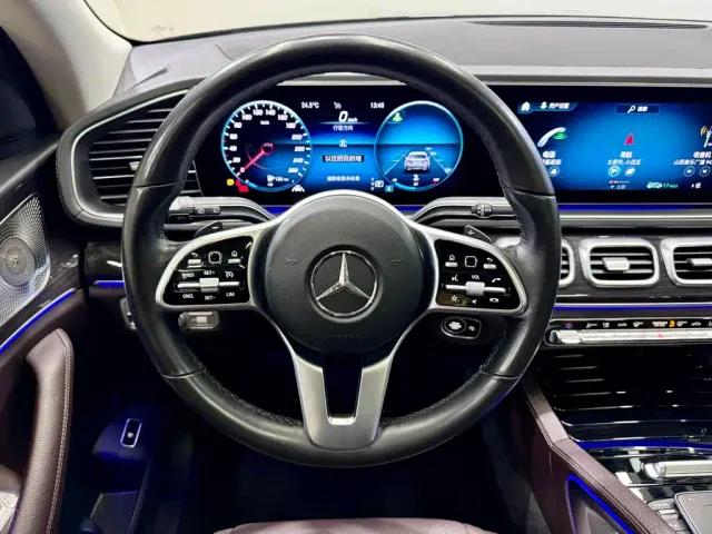 Mercedes-Benz GLE-Class — Фото автомобиля 20