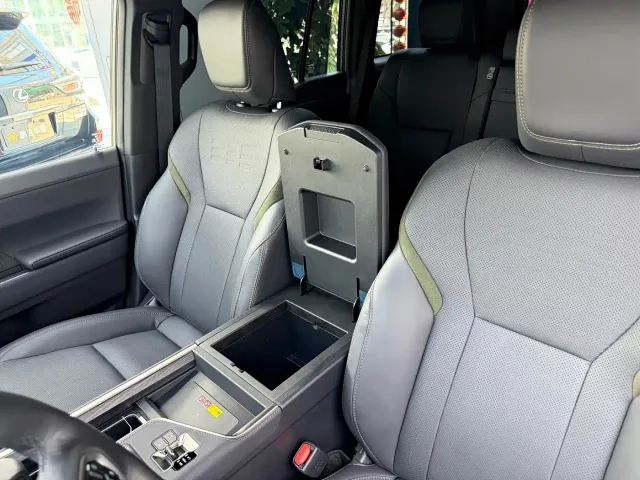 Lexus GX — Фото автомобиля 14