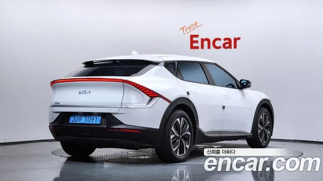 Kia EV6 — Фото автомобиля 2