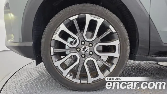KGM Torres — Фото автомобиля 5