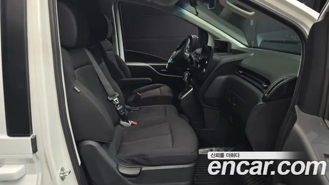 Hyundai Staria — Фото автомобиля 16