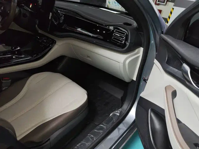 BYD Qin PLUS — Фото автомобиля 19