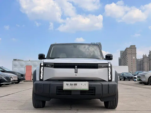 iCAR 03 — Фото автомобиля 2