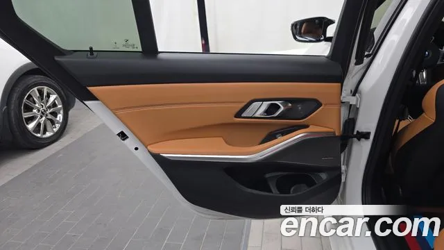 BMW 3 Series G20 — Фото автомобиля 14