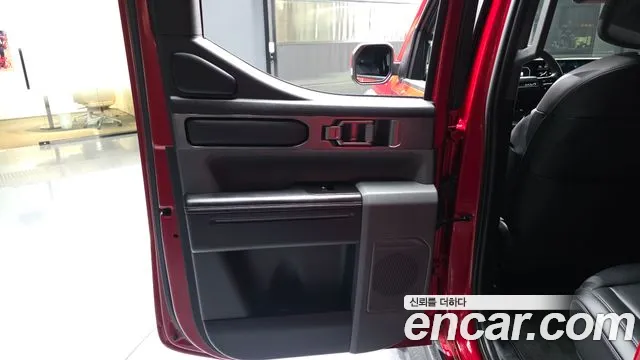 Kia Tasman Tasman 2.5T Бензин 2WD — Фото автомобиля 25