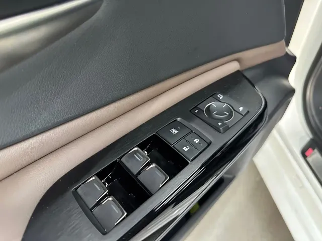Lexus ES — Фото автомобиля 6