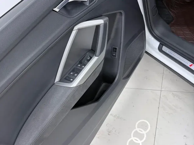 Audi Q3 — Фото автомобиля 19