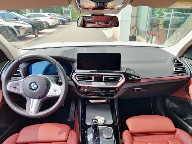 BMW X3 — Фото автомобиля 10