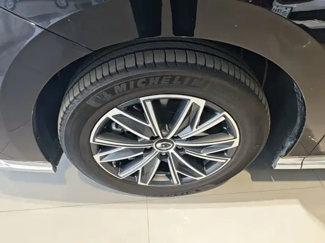 GAC Trumpchi M8 — Фото автомобиля 22