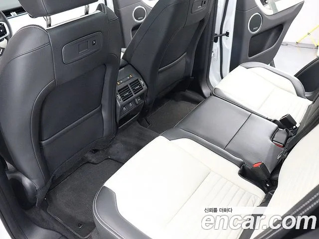 Land Rover Discovery Sport — Фото автомобиля 15