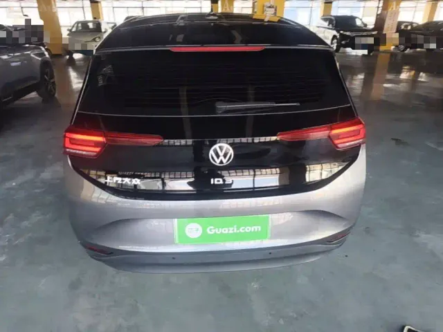 Volkswagen ID.3 — Фото автомобиля 5