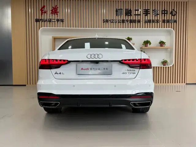 Audi A4L — Фото автомобиля 5