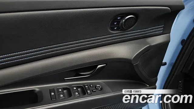 Hyundai AVANTE — Фото автомобиля 30