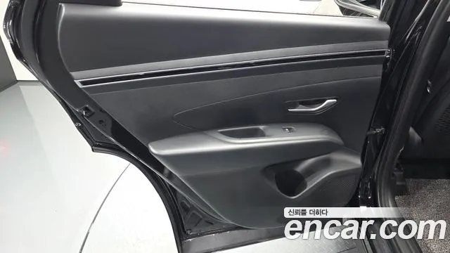 Hyundai Tucson Tucson (NX4) Дизель 2.0 2WD — Фото автомобиля 6