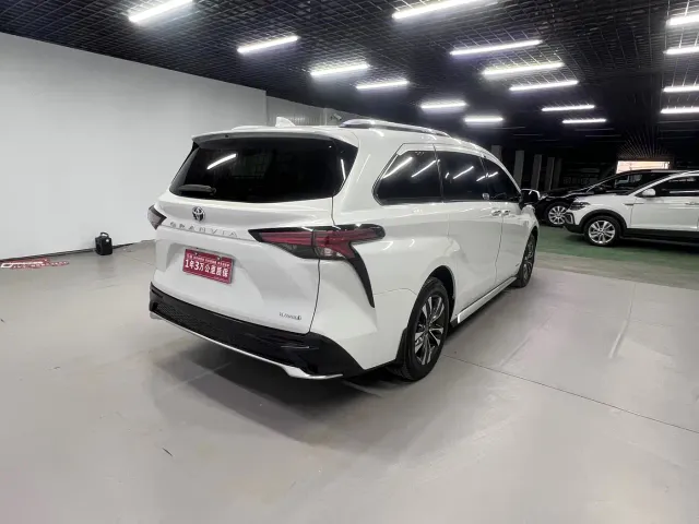 Toyota Granvia — Фото автомобиля 26