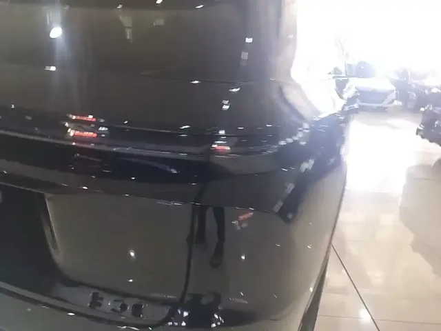 Li Auto L7 — Фото автомобиля 7
