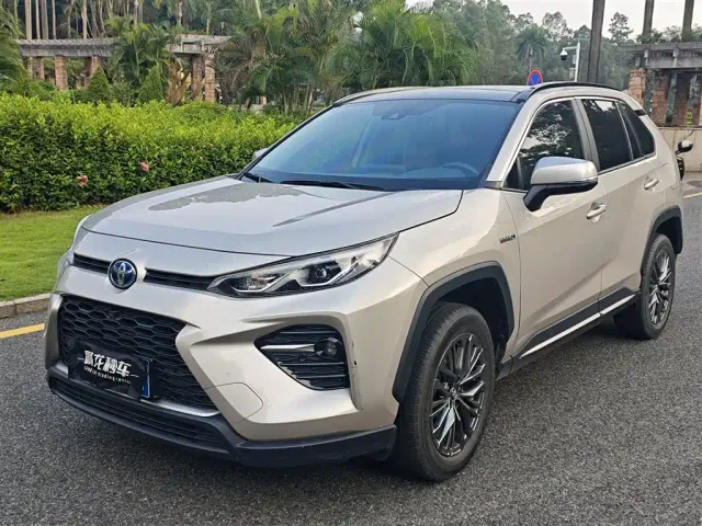 Фотография автомобиля — Toyota Wildlander