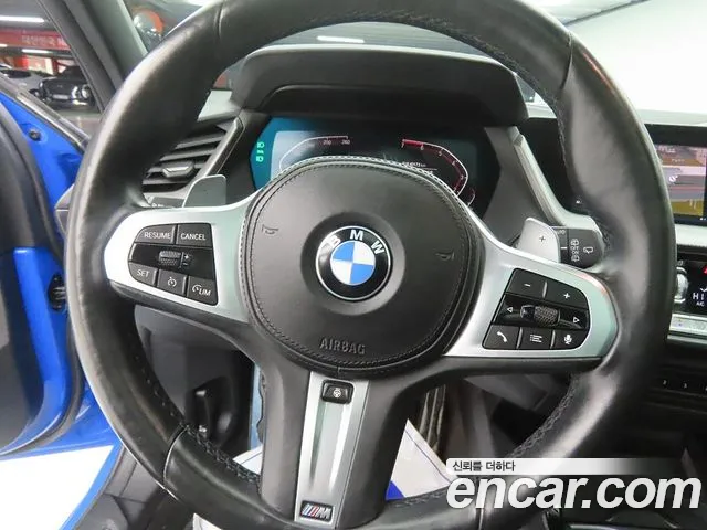 BMW 1 Series F40 — Фото автомобиля 7