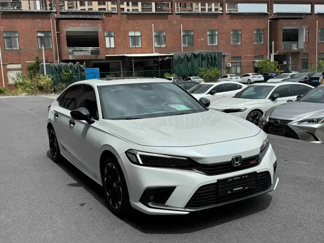 Honda Civic — Фото автомобиля 3