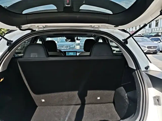 Geely Geometry E Firefly — Фото автомобиля 18