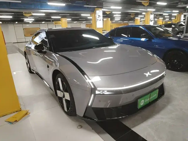 Xpeng P7 — Фото автомобиля 3