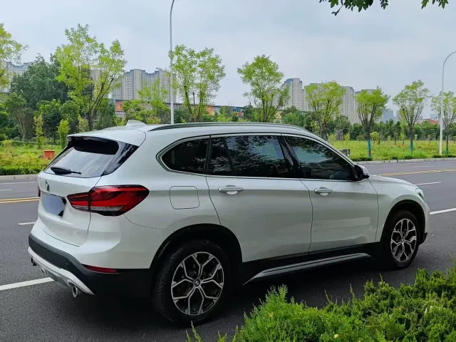 BMW X1 — Фото автомобиля 11