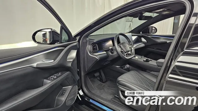 BYD Sealion 7 — Фото автомобиля 10